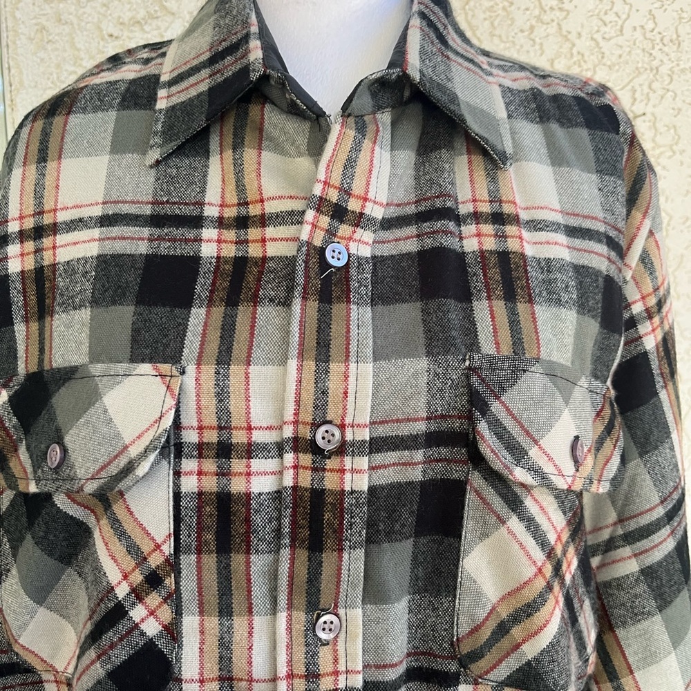 WINDBREAKER Plaid Flannel Men’s Jacket size L